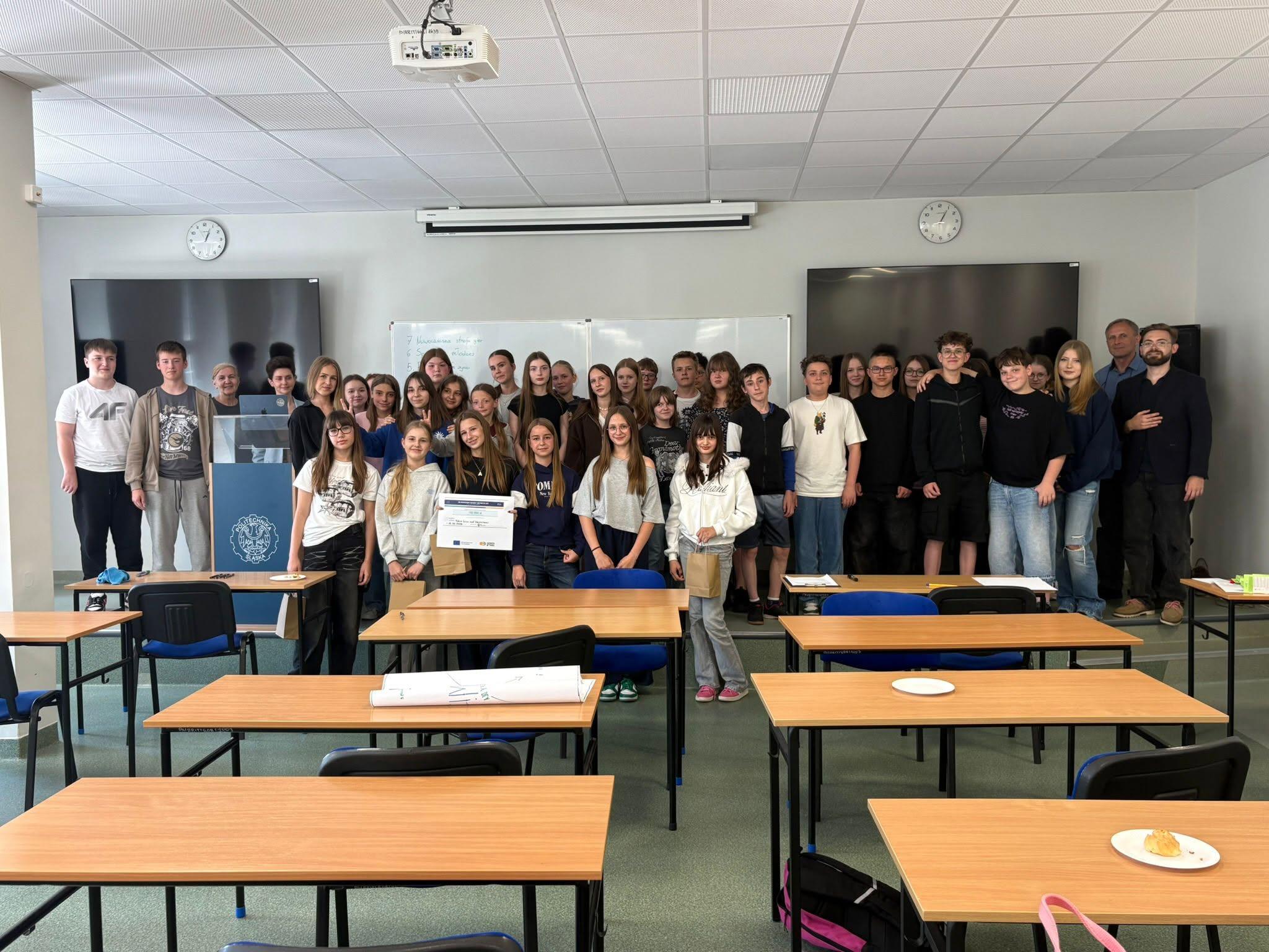 Participants of Youth Civic Forum 2.0 after completing the workshops